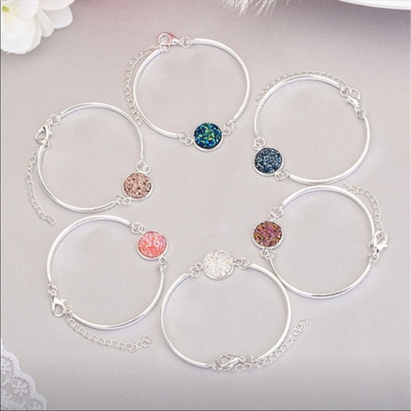 NWT Druzy Quartz Champagne Silver Bracelet - Picture 2 of 4